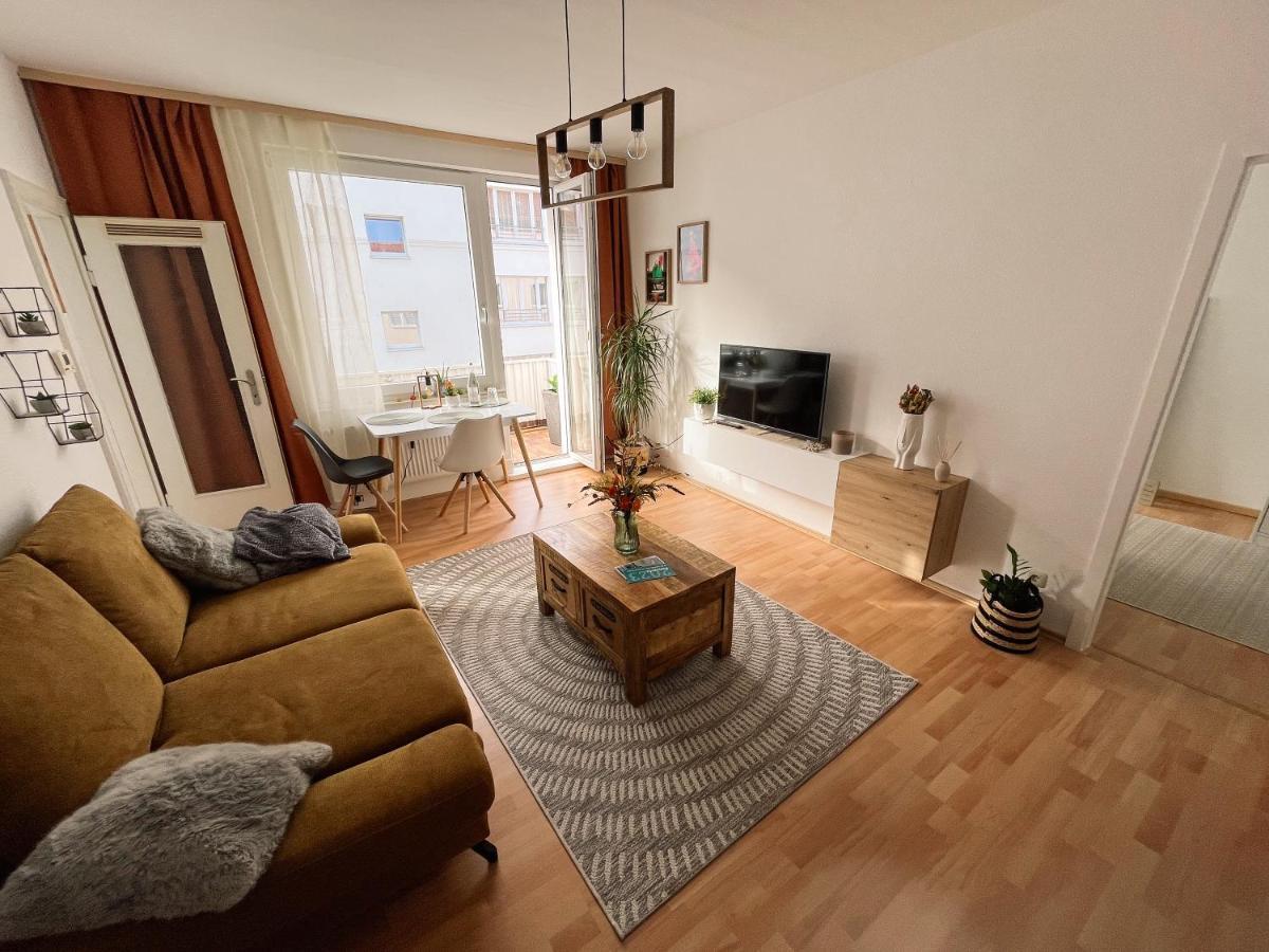 Mit Grossem Balkon In Nordstadt Apartment *